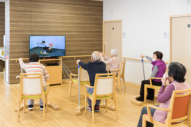 リハビリ・健康体操の様子の写真