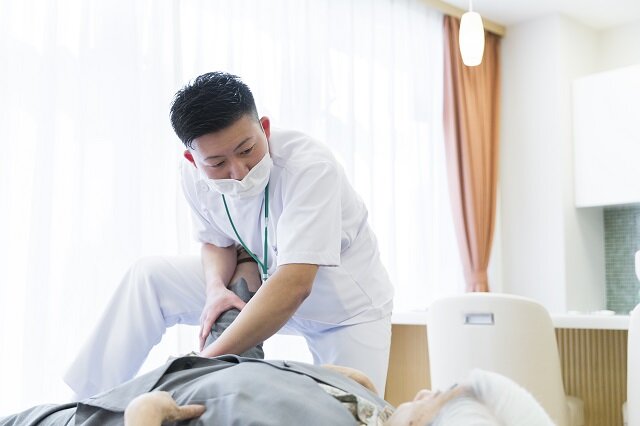 理学療法士等によるリハビリの写真