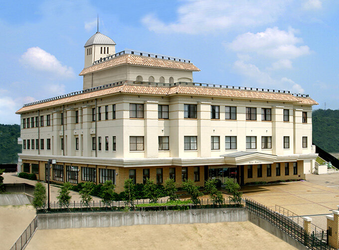 施設の外観の写真